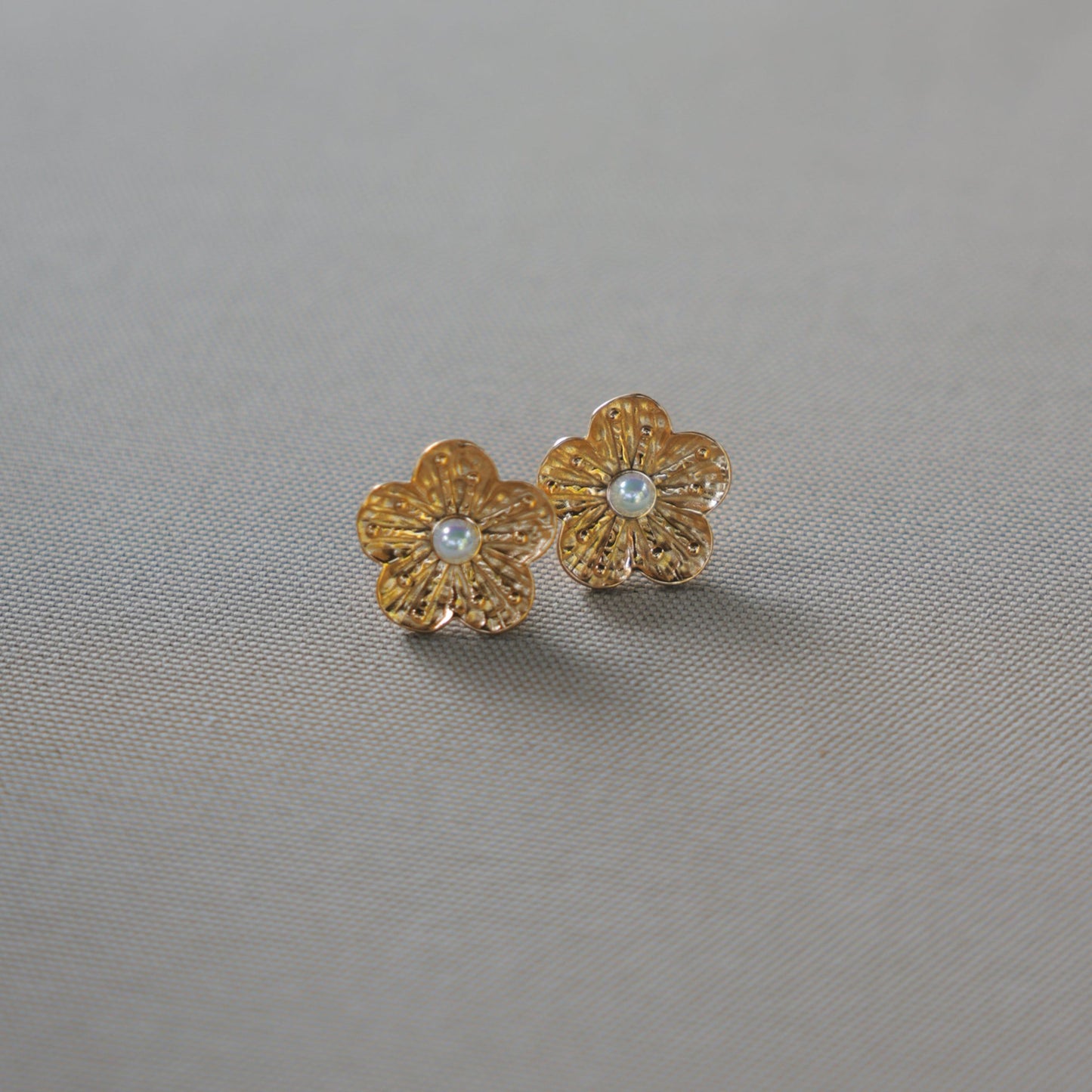 Flower Stud Earring with Pearl Centre